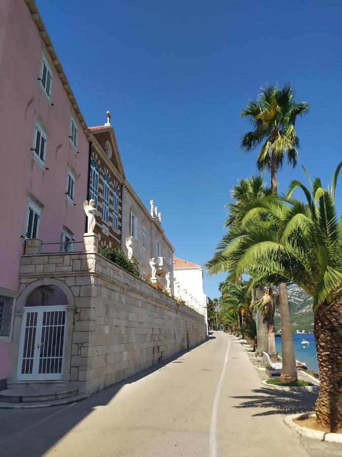 Apartments Rafaela Korčula Екстериор снимка