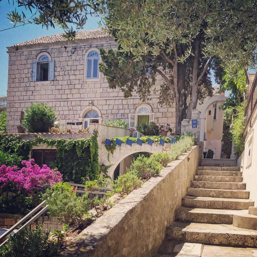Apartments Rafaela Korčula Екстериор снимка